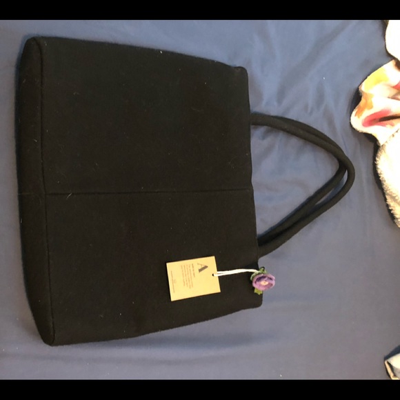 EUC embroidered tote - Picture 5 of 6